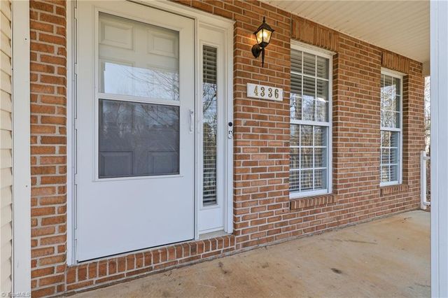 4336 Clovelly Drive, Greensboro, NC 27406