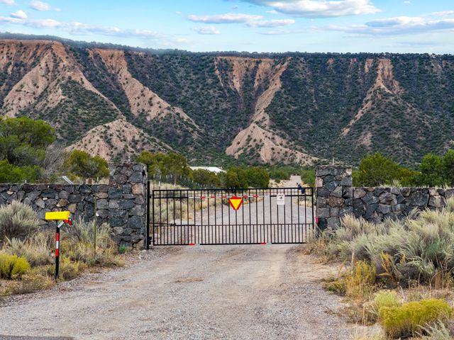 3 Cerrito De Baca, Ojo Caliente, NM 87549