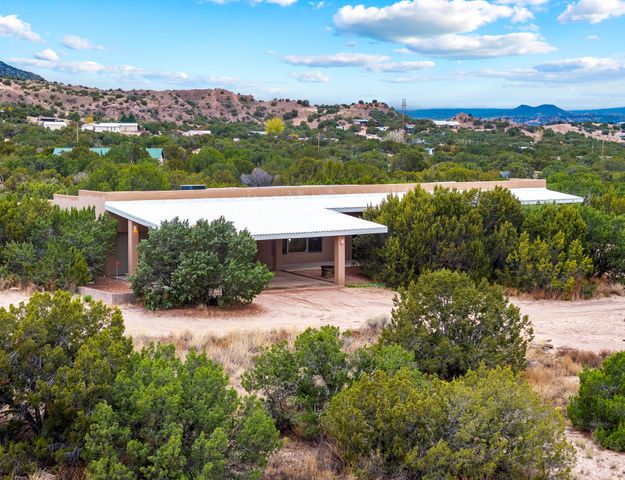 3 Cerrito De Baca, Ojo Caliente, NM 87549