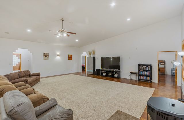3 Cerrito De Baca, Ojo Caliente, NM 87549