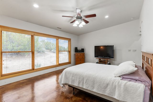 3 Cerrito De Baca, Ojo Caliente, NM 87549