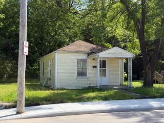 1012 W Nichols Street, Springfield, MO 65802