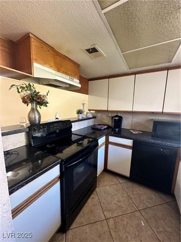 2080 Karen Avenue 50, Las Vegas, NV 89169