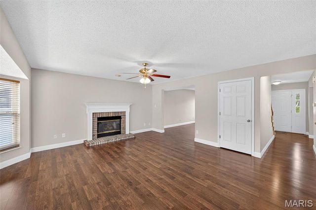 1055 Treeshade Drive, St Peters, MO 63376