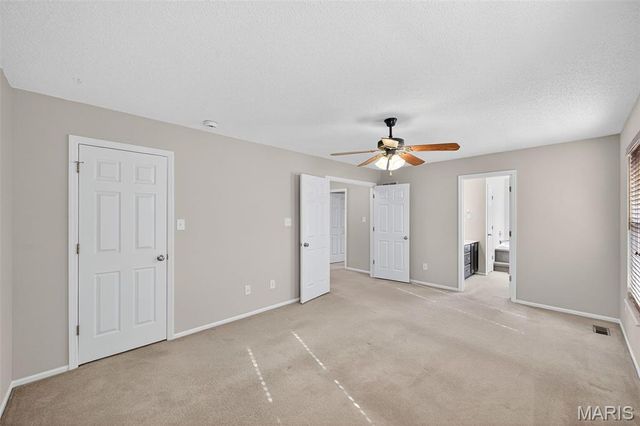 1055 Treeshade Drive, St Peters, MO 63376