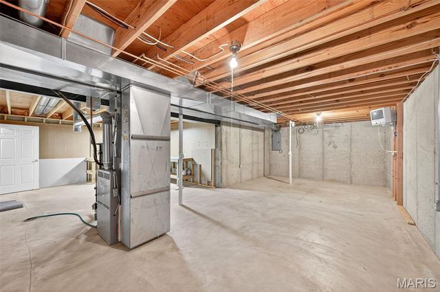 1055 Treeshade Drive, St Peters, MO 63376