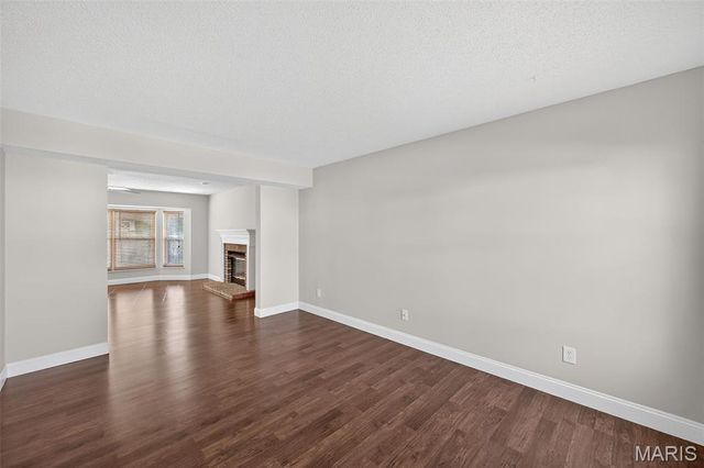 1055 Treeshade Drive, St Peters, MO 63376