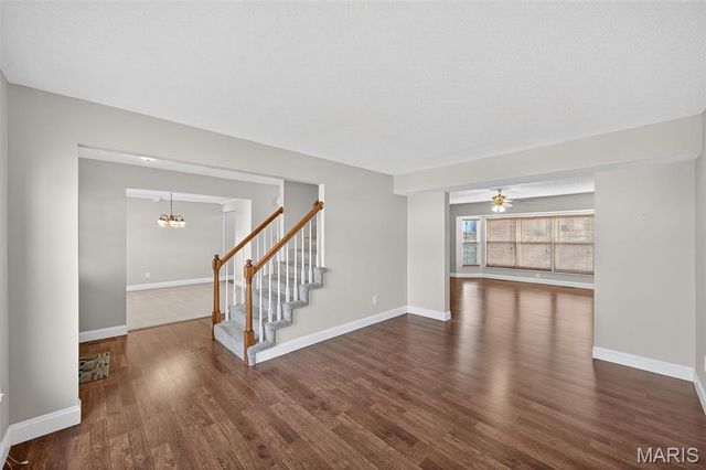 1055 Treeshade Drive, St Peters, MO 63376