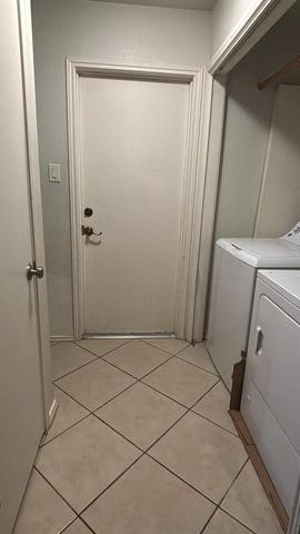 1418 Wexford Drive, Deer Park, TX 77536