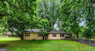 102 WESTVIEW DR, Lincoln University, PA 19352
