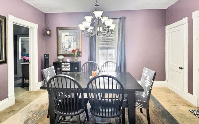 400 E 1st St, Newton, KS 67114