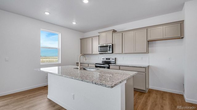43112 Castle Stuart Street, Elizabeth, CO 80107