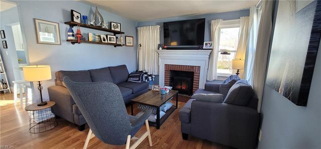 175 W Leicester AVE, Norfolk, VA 23503