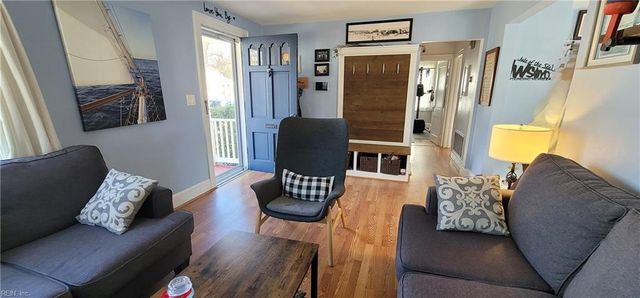 175 W Leicester AVE, Norfolk, VA 23503