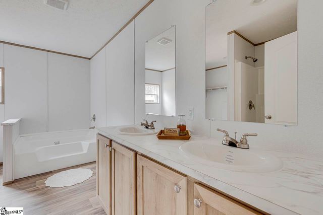 844 Black Snake Road, Easley, SC 29640