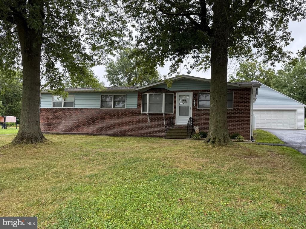 270 TELFORD PIKE, Telford, PA 18969