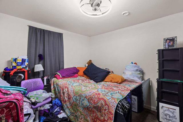 2820 Alfreda Way, Redding, CA 96002