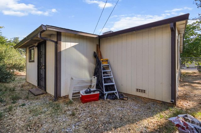 2820 Alfreda Way, Redding, CA 96002