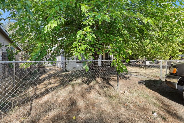 2820 Alfreda Way, Redding, CA 96002