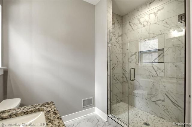 23265 Waterview Drive, New Boston, MI 48164
