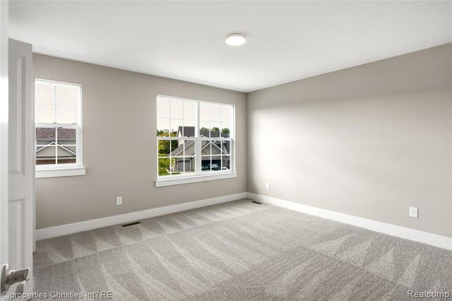 23265 Waterview Drive, New Boston, MI 48164