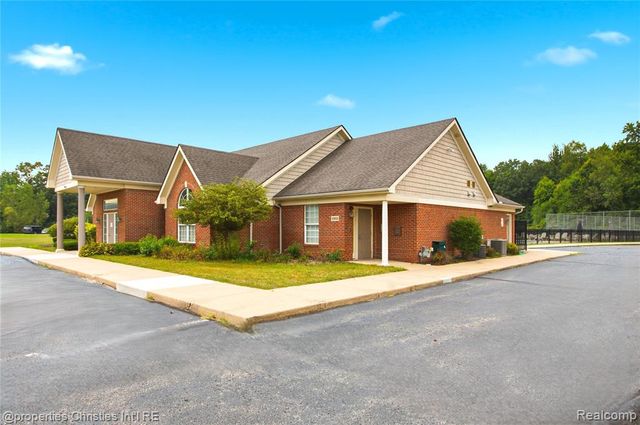 23265 Waterview Drive, New Boston, MI 48164
