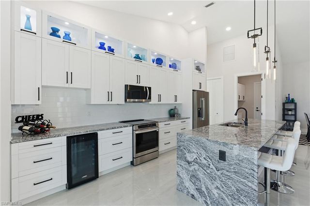 2000 SW 30th TER, Cape Coral, FL 33914