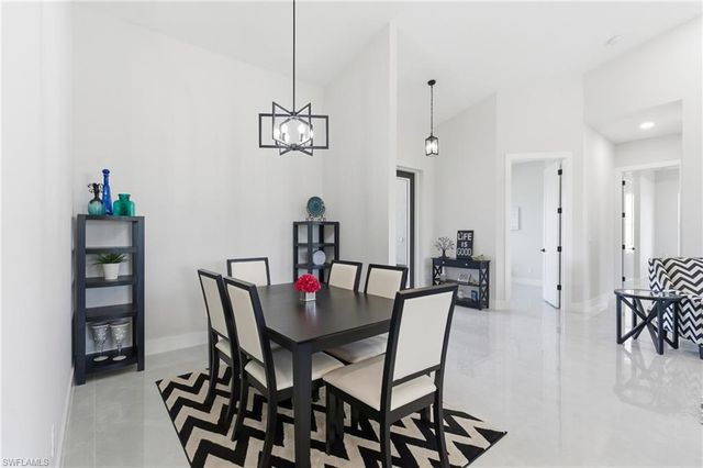 2000 SW 30th TER, Cape Coral, FL 33914