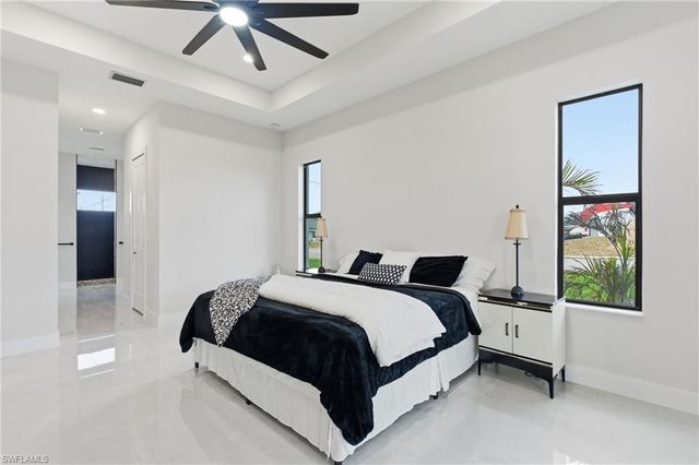 2000 SW 30th TER, Cape Coral, FL 33914