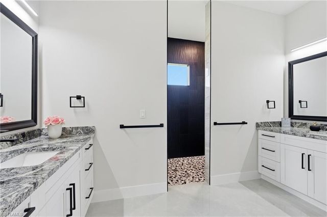 2000 SW 30th TER, Cape Coral, FL 33914