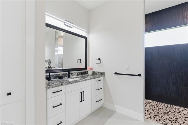 2000 SW 30th TER, Cape Coral, FL 33914