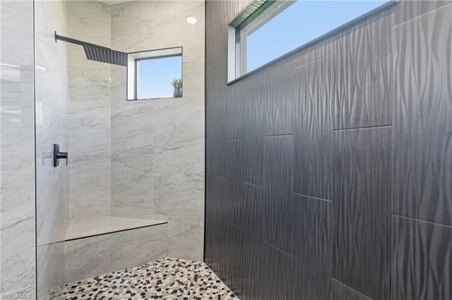 2000 SW 30th TER, Cape Coral, FL 33914