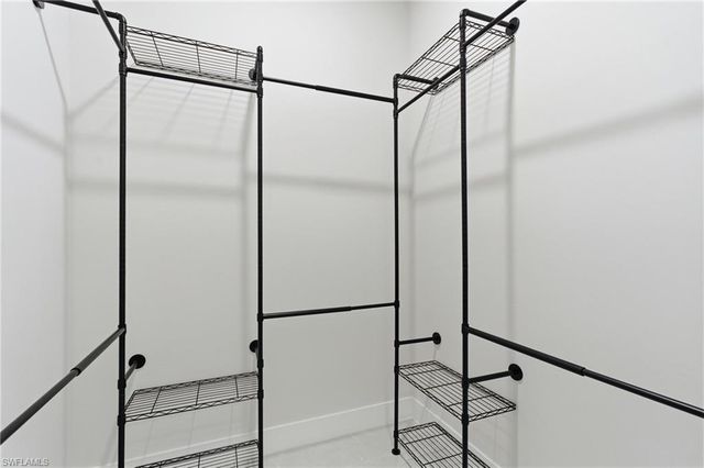 2000 SW 30th TER, Cape Coral, FL 33914