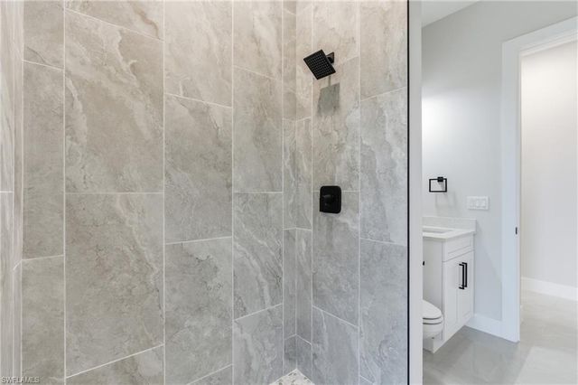 2000 SW 30th TER, Cape Coral, FL 33914