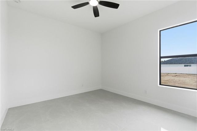 2000 SW 30th TER, Cape Coral, FL 33914