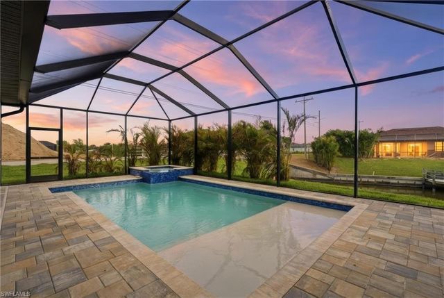 2000 SW 30th TER, Cape Coral, FL 33914