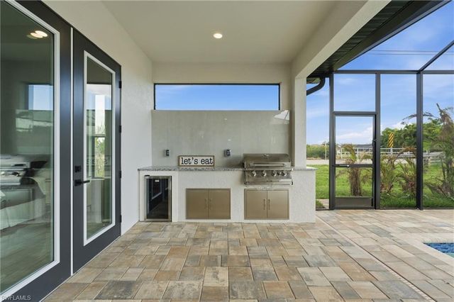 2000 SW 30th TER, Cape Coral, FL 33914