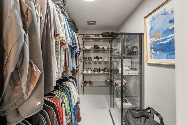 336 Golfview Road 614, North Palm Beach, FL 33408