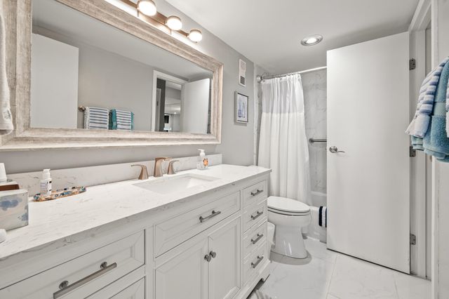 336 Golfview Road 614, North Palm Beach, FL 33408