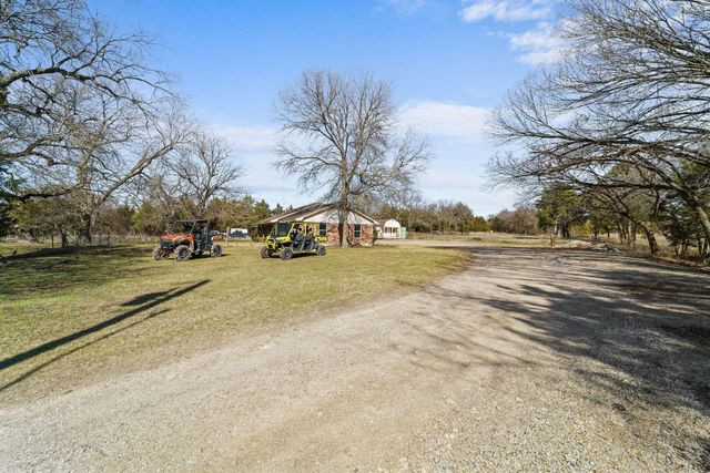 1006 S Clark Road, Cedar Hill, TX 75104