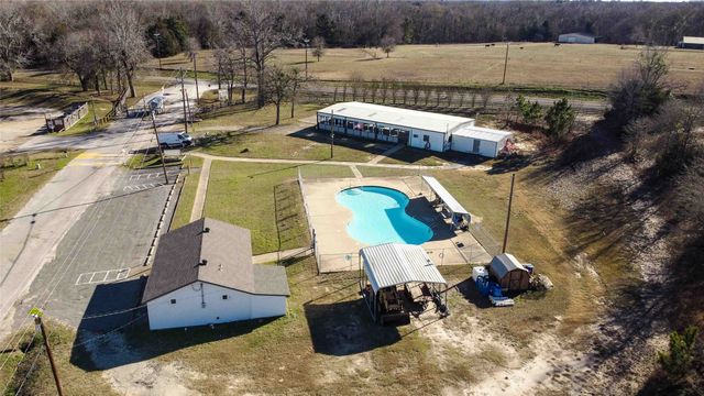 1281 Hickory Hills Drive, Murchison, TX 75778