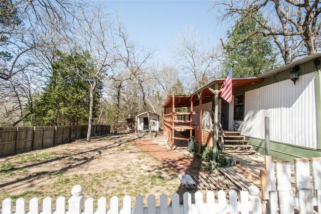 1281 Hickory Hills Drive, Murchison, TX 75778