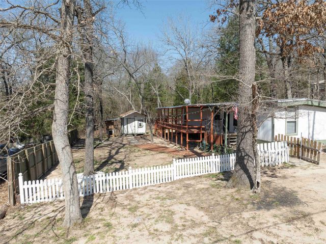 1281 Hickory Hills Drive, Murchison, TX 75778