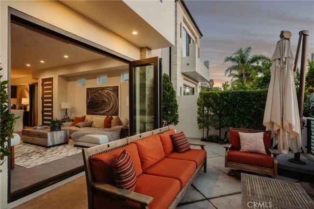 624 14th Street, Huntington Beach, CA 92648