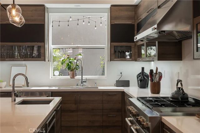 624 14th Street, Huntington Beach, CA 92648