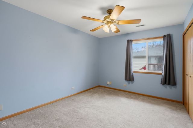 490 Westwood Court D, Crystal Lake, IL 60014