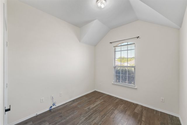 2124 Hickory Ridge Drive, Mesquite, TX 75181