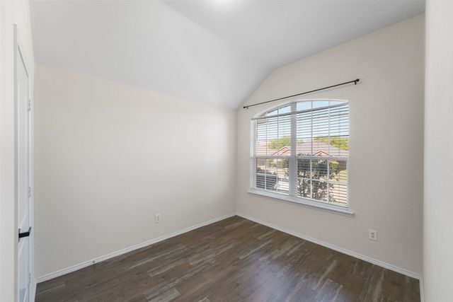 2124 Hickory Ridge Drive, Mesquite, TX 75181