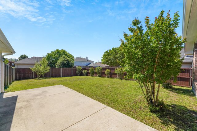 2124 Hickory Ridge Drive, Mesquite, TX 75181