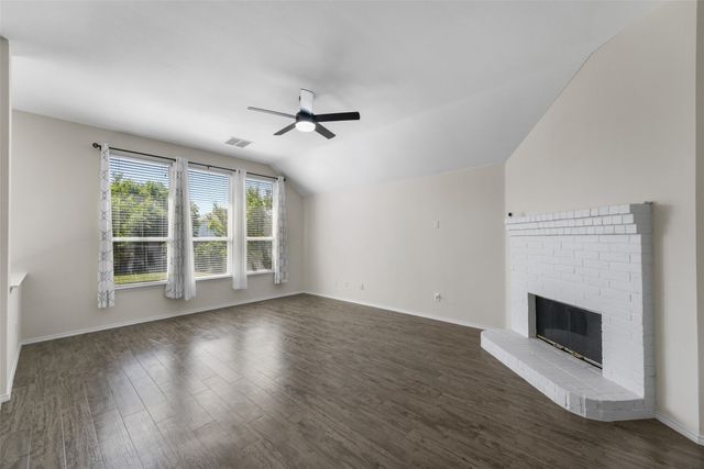 2124 Hickory Ridge Drive, Mesquite, TX 75181